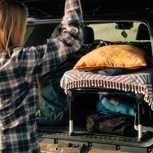Hideaway Single Camper Bett storage | pacificadventureworks.com